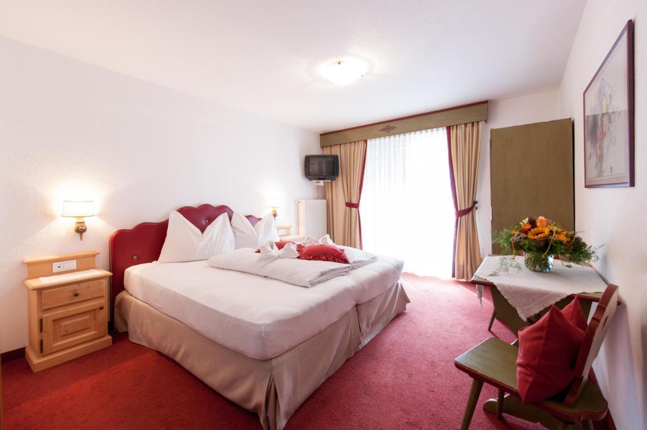 Palmengarten Hotel Gstoer Lagundo Dış mekan fotoğraf