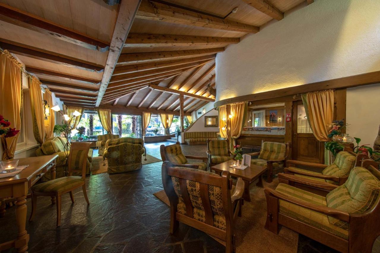 Palmengarten Hotel Gstoer Lagundo Dış mekan fotoğraf
